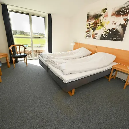 Sport & Academy Hotel 3*