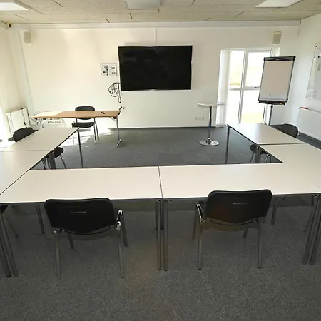 Sport & Academy Hotel 3*